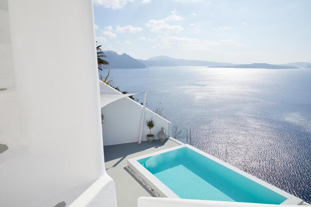 La Perla Villas and Suites Adults Only avec piscine privée à Santorin