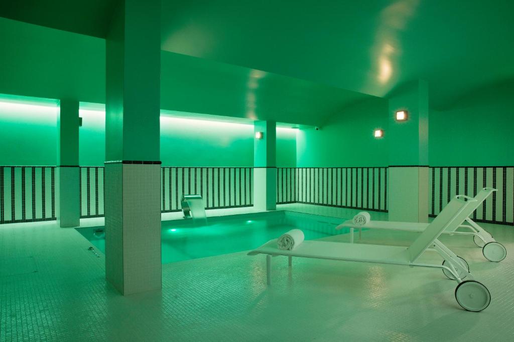 Hôtel Saint-Marc Paris 2ème arrondissement piscine intérieure chauffée