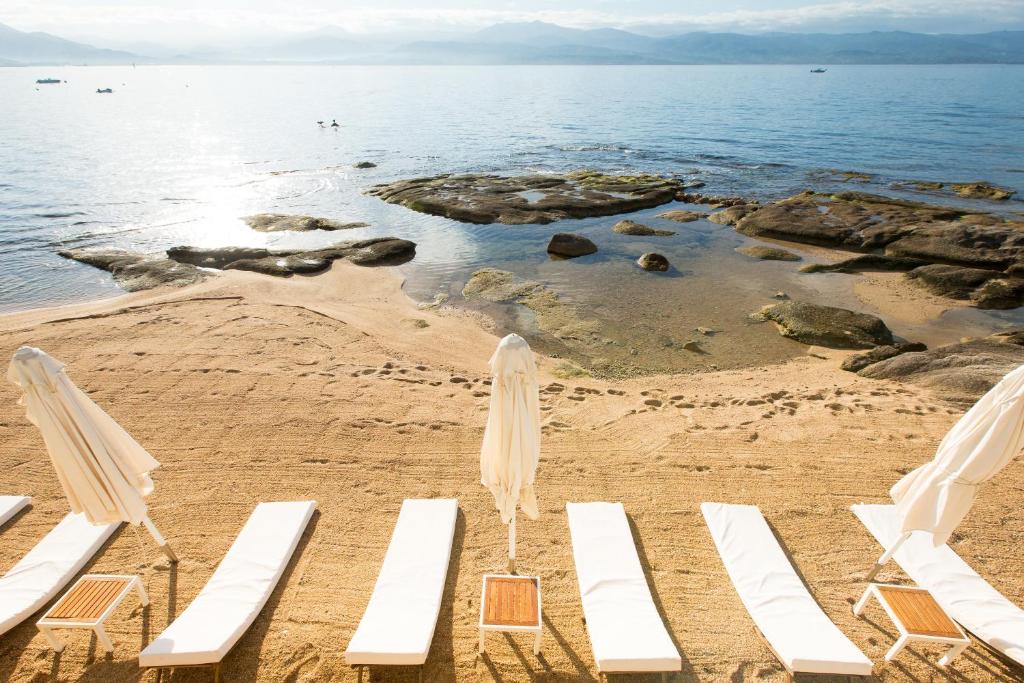 Hotel avec plage privée Les mouettes les collectionneurs Ajaccio Corse du sud