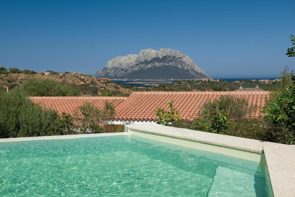 Hotel Ollastu Olbia chambre avec piscine privée vue mer