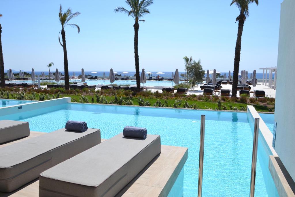 Suite 2 Chambres avec Piscine Privée Vue sur Mer en Grèce Hotel Gennadi Grand Resort Rhodes