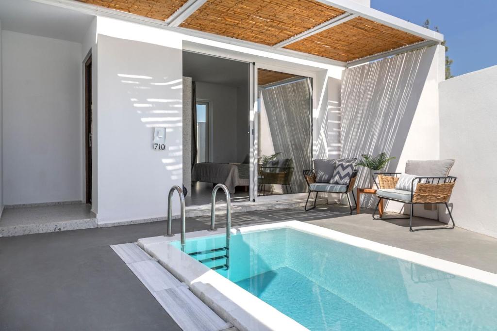 Suite Junior avec piscine privée KOUROS EXECUTIVE HOTEL à Rhodes en Grèce