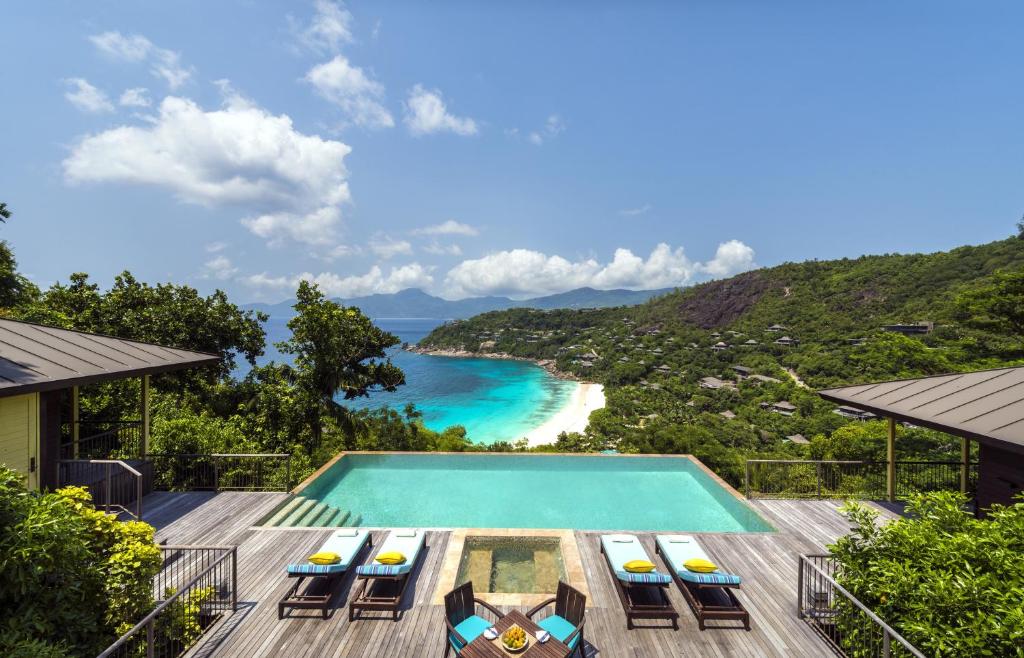 Four Seasons Resort Seychelles villas avec piscine privatif et vue sur l’océan